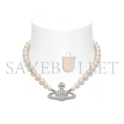 VIVIENNE WESTWOOD PLATINUM PLATED ONE ROW PEARL BAS RELIEF CHOKER NECKLACE VIVIENNE WESTWOOD PLATINUM PLATED ONE ROW PEARL BAS RELIEF CHOKER NECKLACE